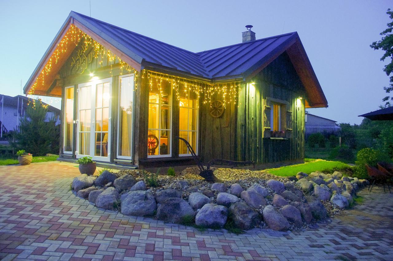 A, Kas Tja Byus? Villa อักโลนา ภายนอก รูปภาพ